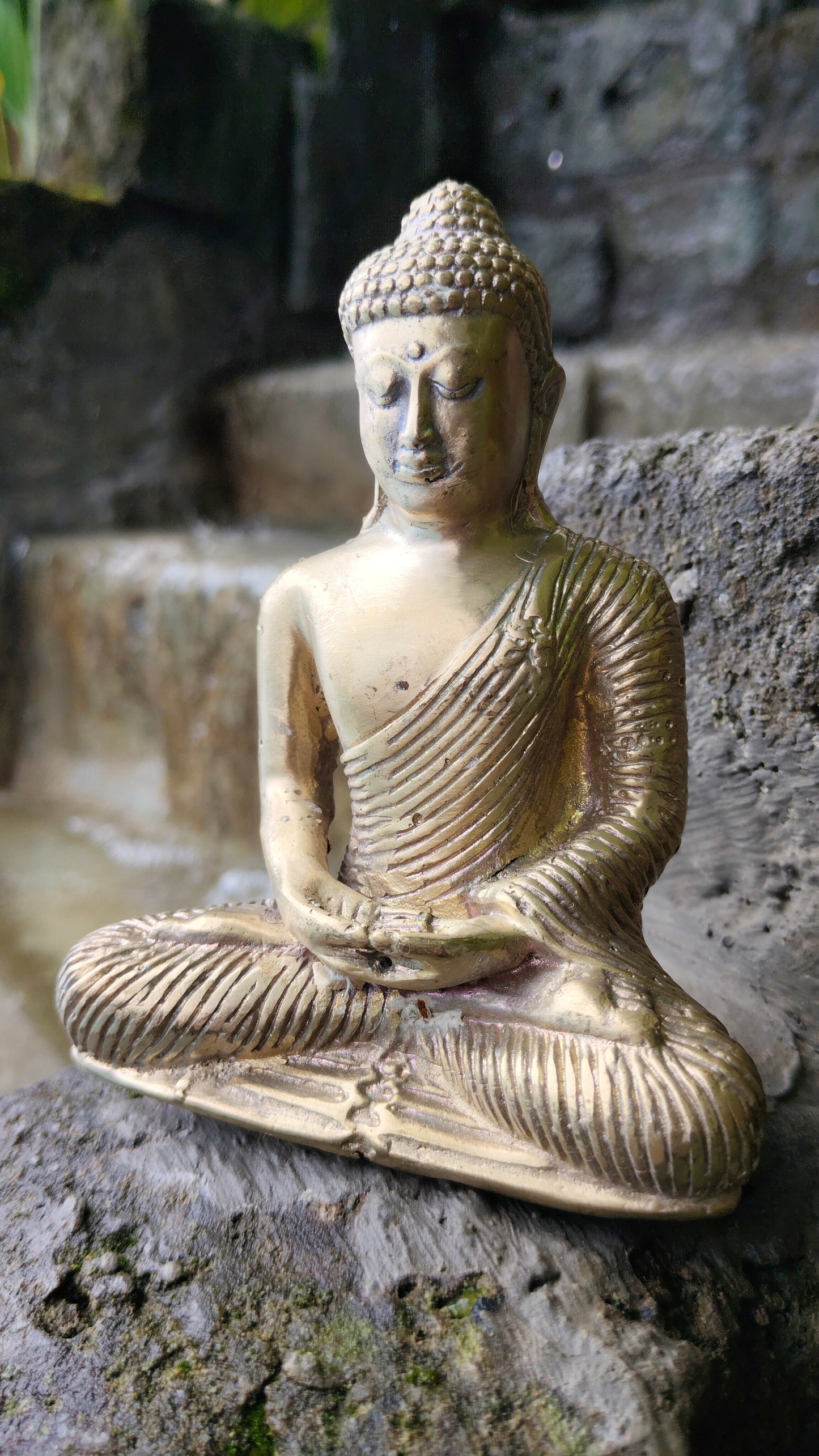 Bali Tranquility Buddha - Bronze Figurine for Calm & Clarity Perfect for Soothing and Calming Home Decor or Office Décor
