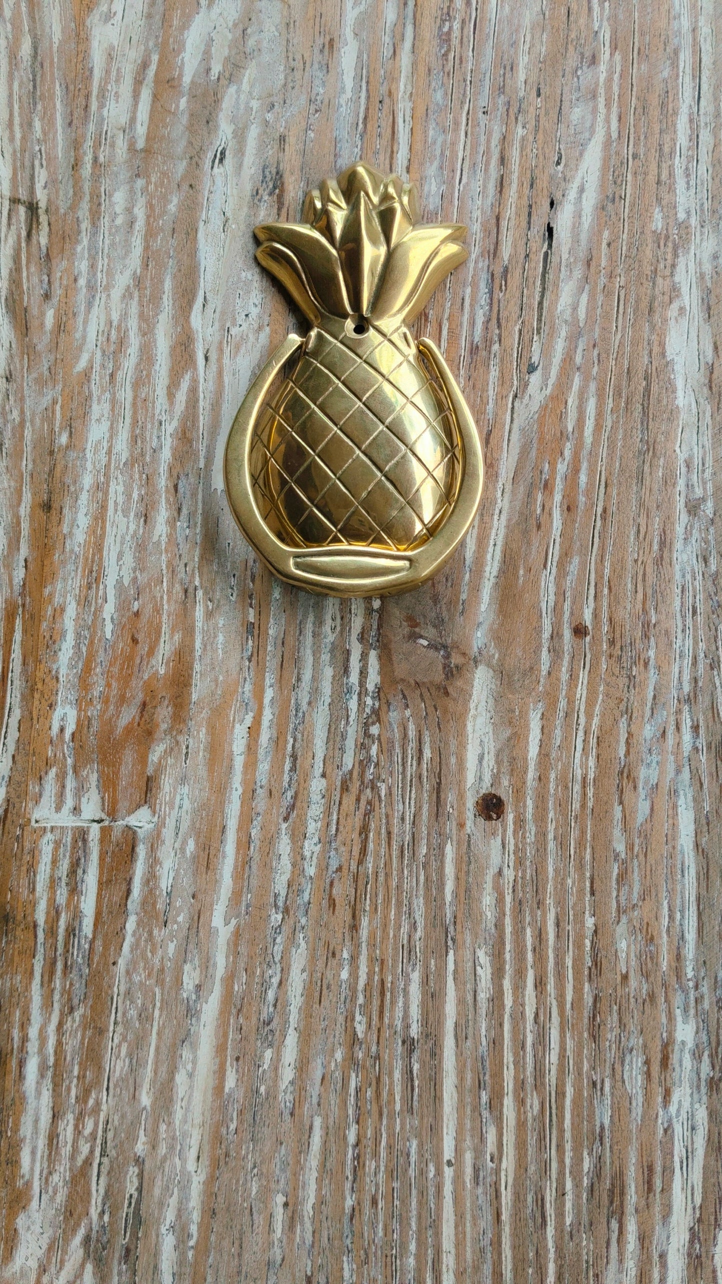 Tropical Welcome – Bronze Pineapple Door Knocker from Bali A Touch of Tropical Elegance for Your Home Decor