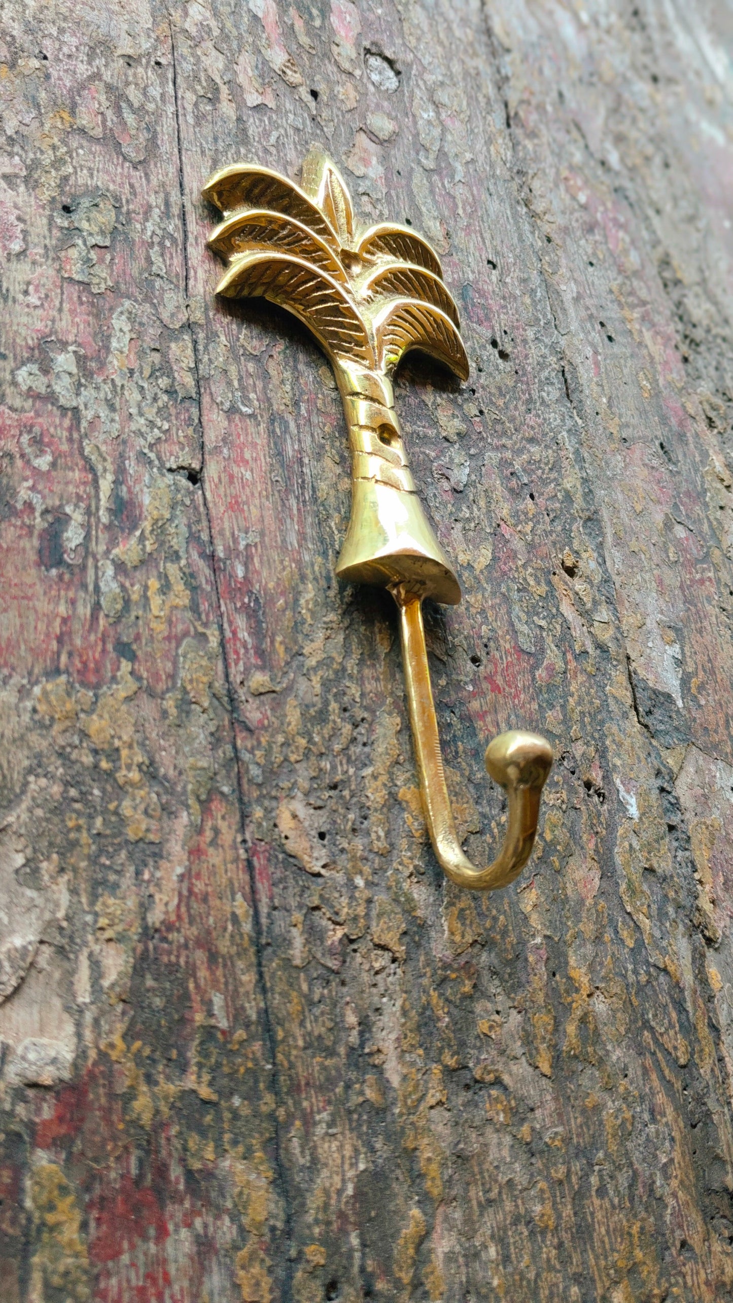 Palm Haven Bronze Wall Hooks Set of 2 - Stylish, Functional, and Full of Tropical Charm Elegant Palm Tree Design, Home Decor