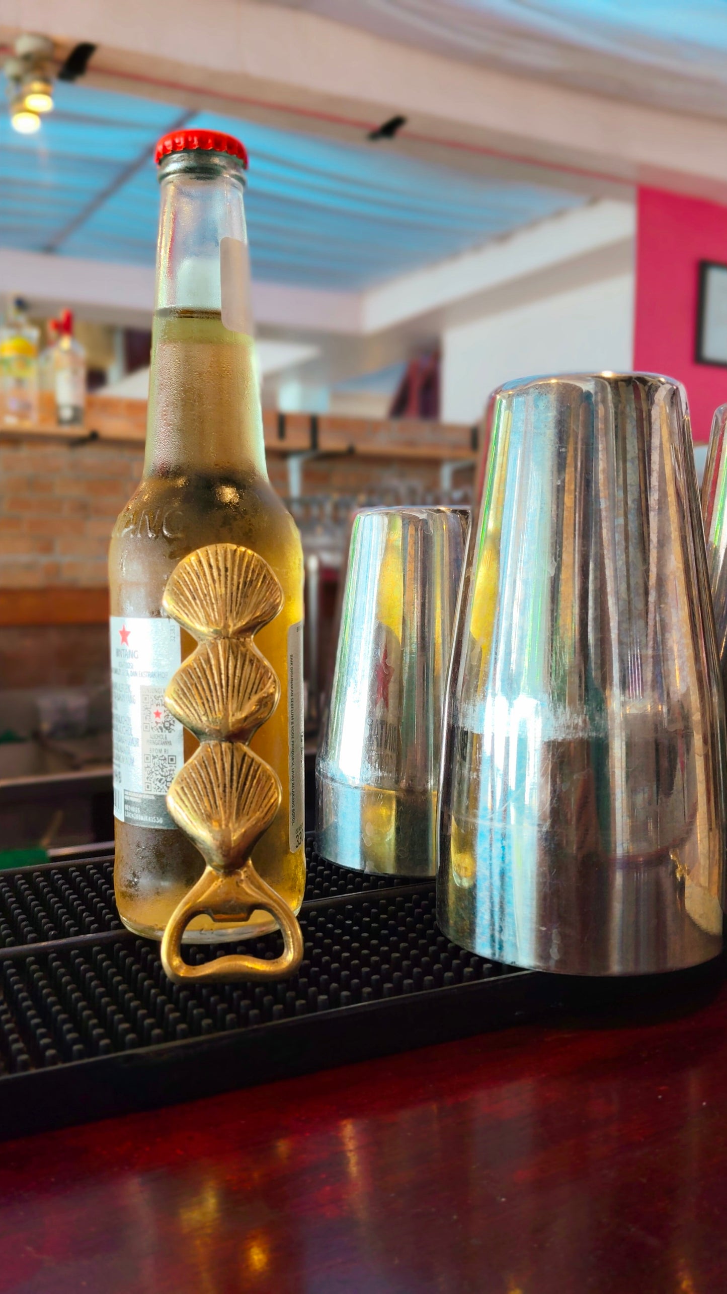 Sundowner Shell Opener, A Gift as Timeless as the Sunset - Open Bottles With Style An Elegant Addition to Your Kitchen or Bar Decor