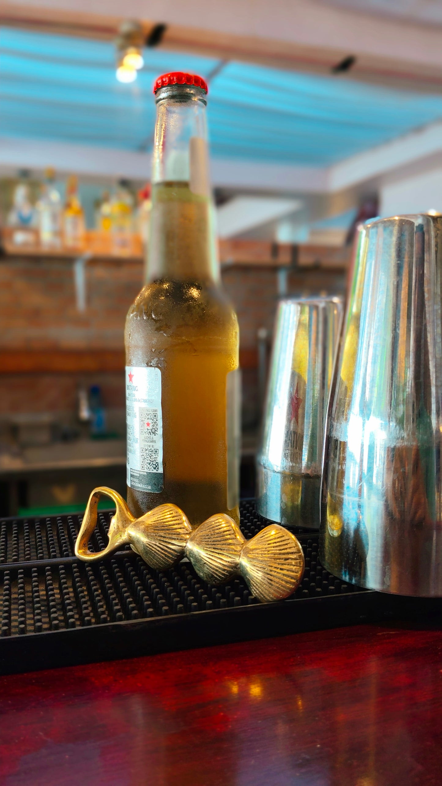 Sundowner Shell Opener, A Gift as Timeless as the Sunset - Open Bottles With Style An Elegant Addition to Your Kitchen or Bar Decor