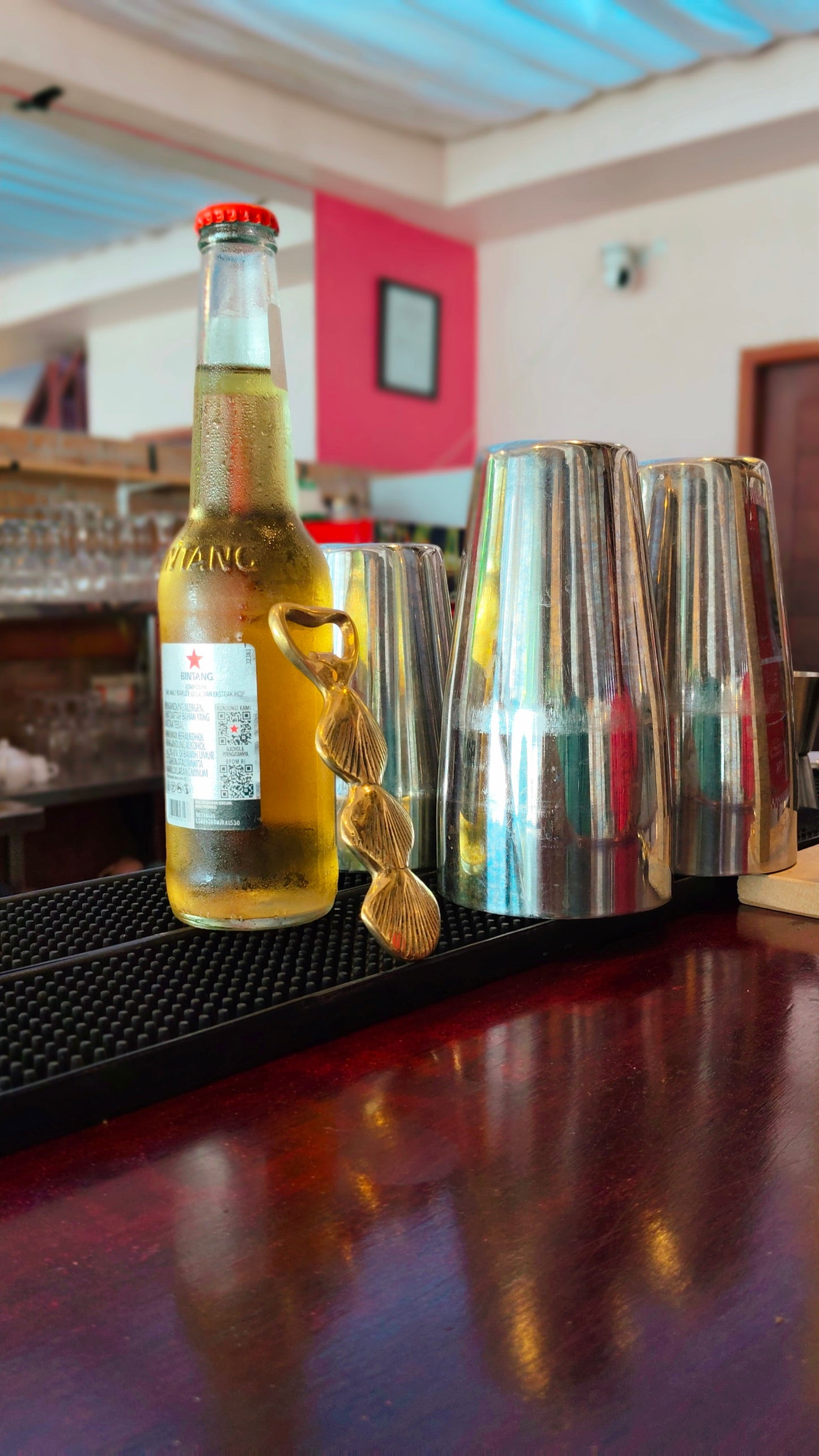 Sundowner Shell Opener, A Gift as Timeless as the Sunset - Open Bottles With Style An Elegant Addition to Your Kitchen or Bar Decor