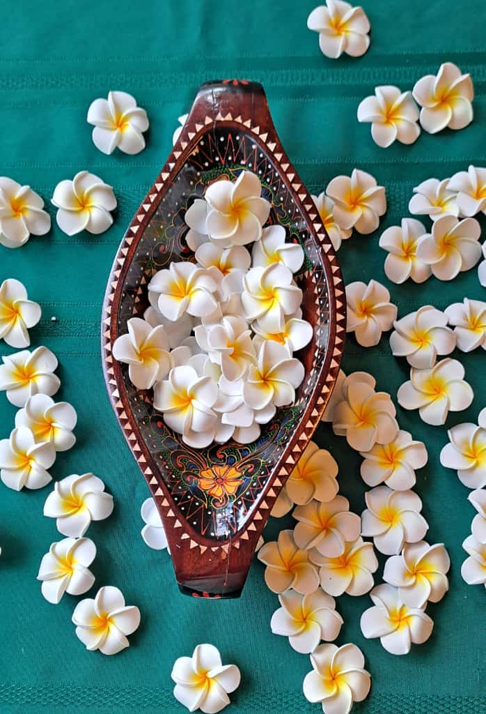 Rainforest Radiance Decorative Bowl; Bold, Organic and Utterly Unique - Bring Home the Spirit of the Jungle