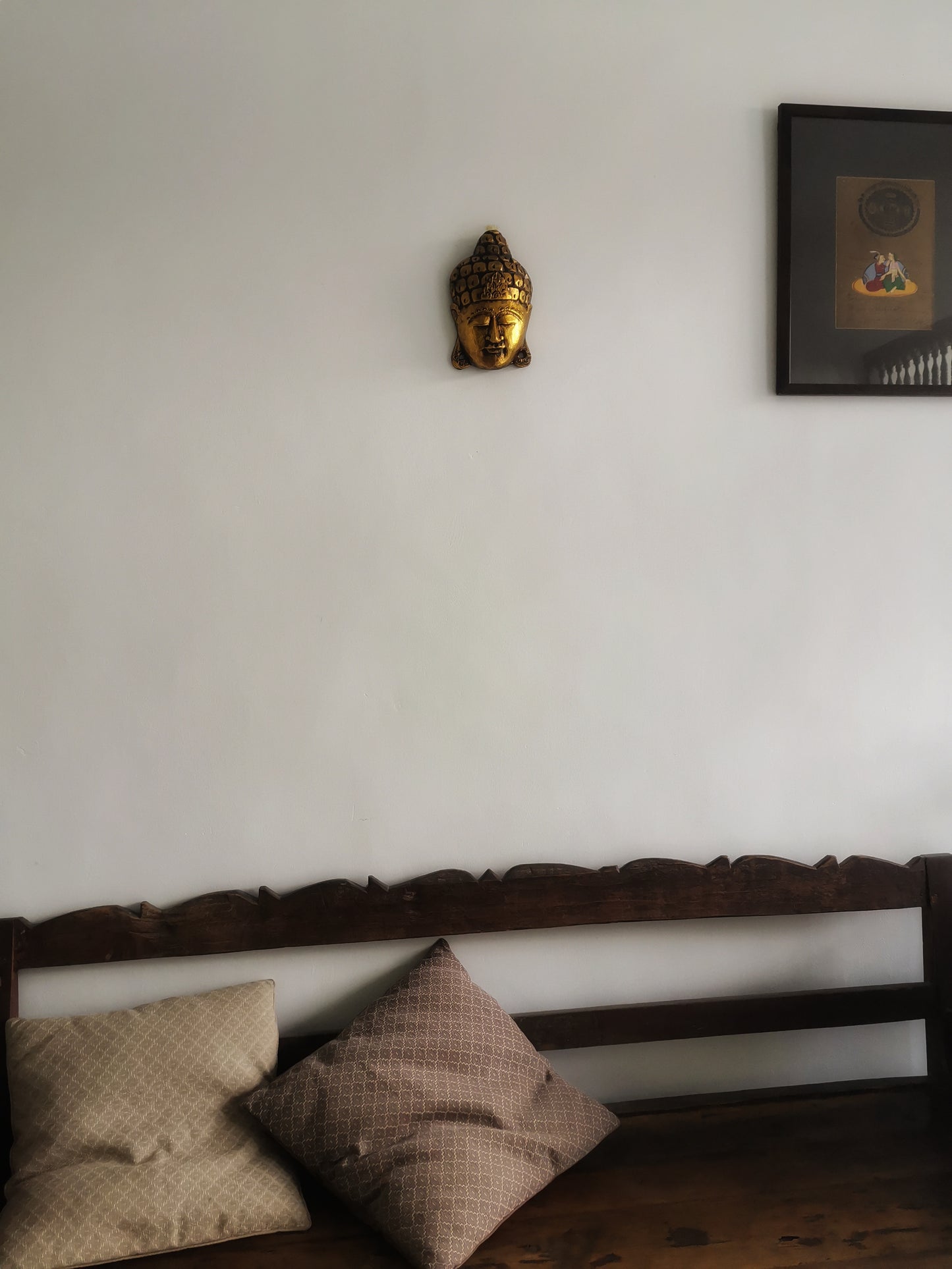 Golden Serenity Wooden Buddha Mask – Hand-Carved in Exotic Bali, Perfect Housewarming Gift, Tropical, Modern, Elegant, Adds a Calming Tranquility to Your Living Room, Hallway, Office or Shop