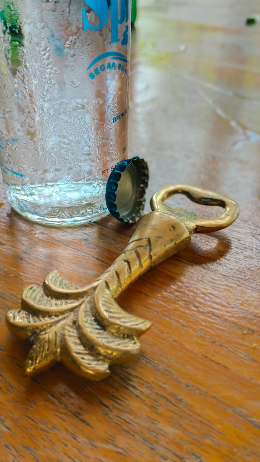 Party Palm Opener - The Gift of Tropical Vibes Tropical Elegance from Bali