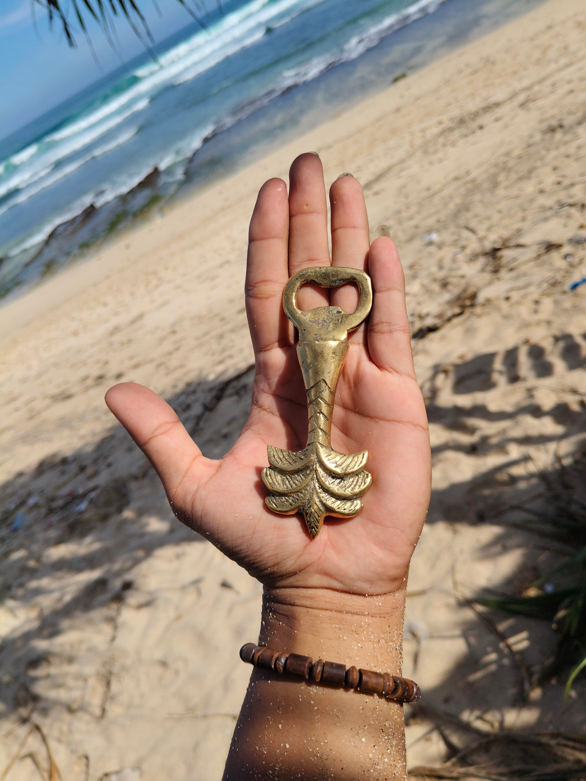 Party Palm Opener - The Gift of Tropical Vibes Tropical Elegance from Bali