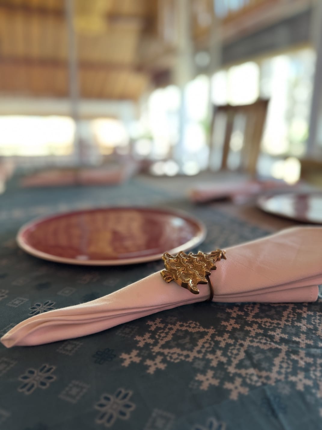 Christmas Tree Napkin Rings, Festive Holiday Table Decor, Handcrafted in Bali, (Christmas Tree Set 4)