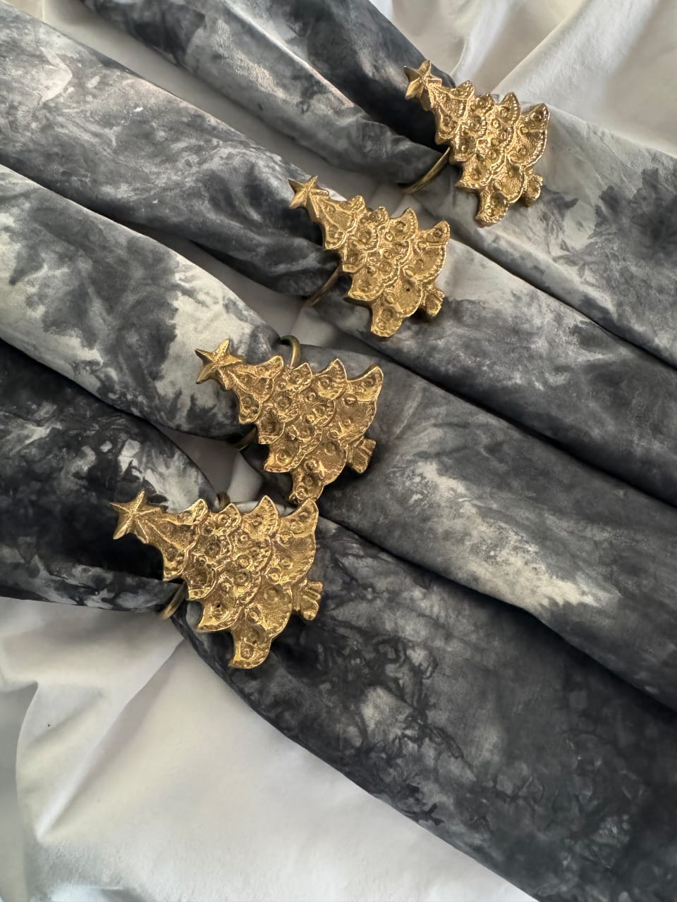 Christmas Tree Napkin Rings, Festive Holiday Table Decor, Handcrafted in Bali, (Christmas Tree Set 4)