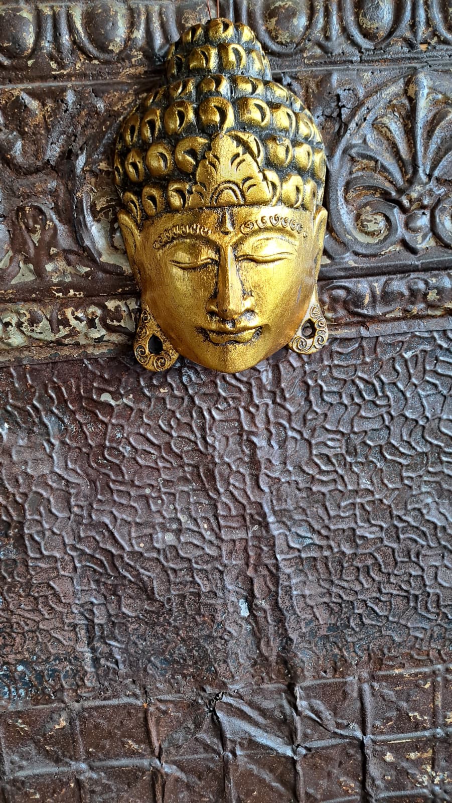 Golden Serenity Wooden Buddha Mask – Hand-Carved in Exotic Bali, Housewarming Gift, Tropical, Modern, Elegant, Adds Calming Tranquility to Your Room, Hallway, Office or Shop