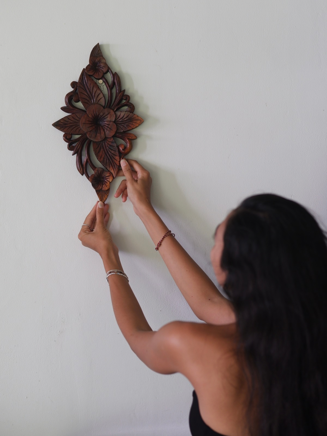 Handmade Balinese Wooden Floral Wall Carving – Hand-Carved Botanical Wall Décor