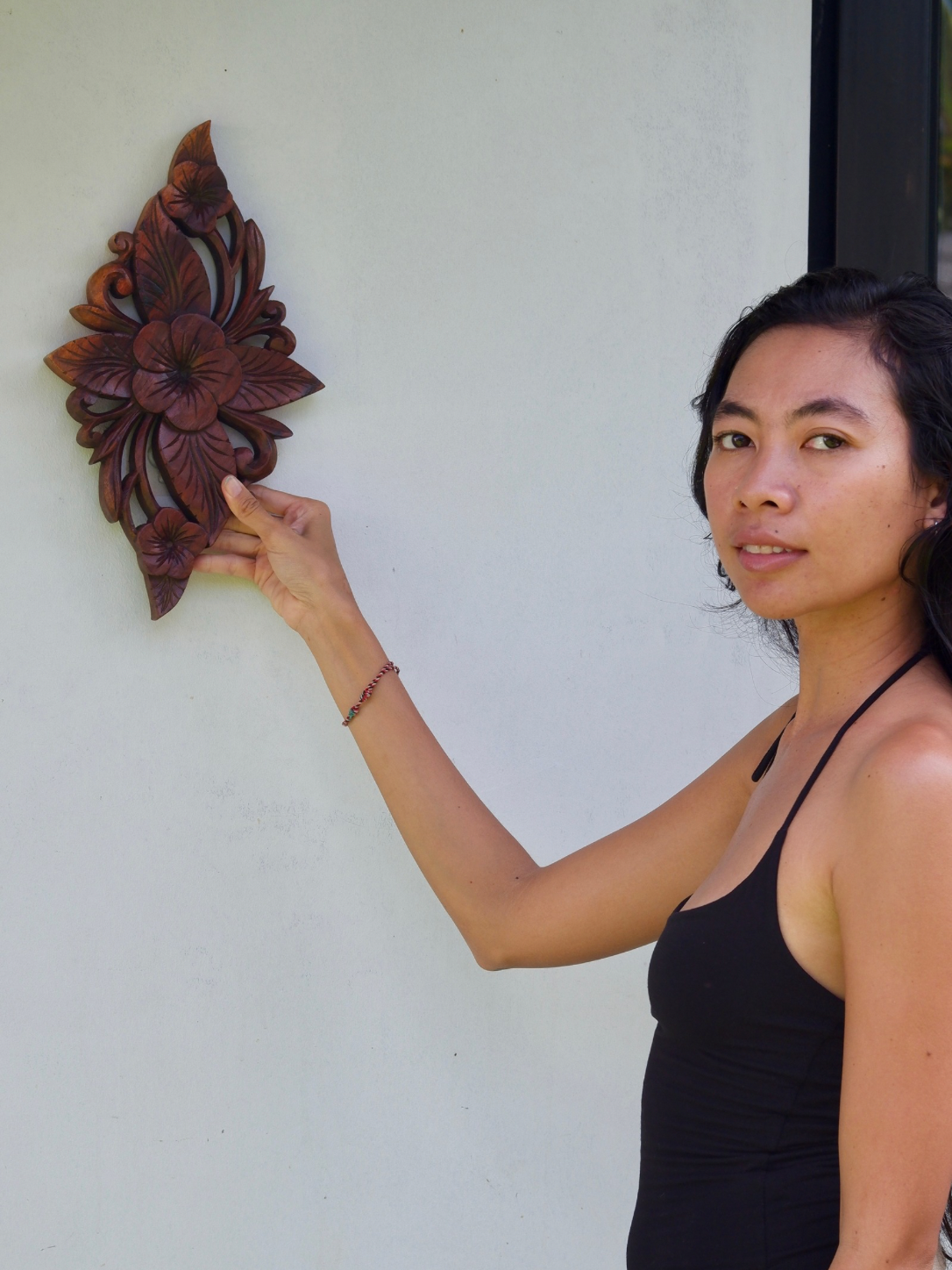 Handmade Balinese Wooden Floral Wall Carving – Hand-Carved Botanical Wall Décor